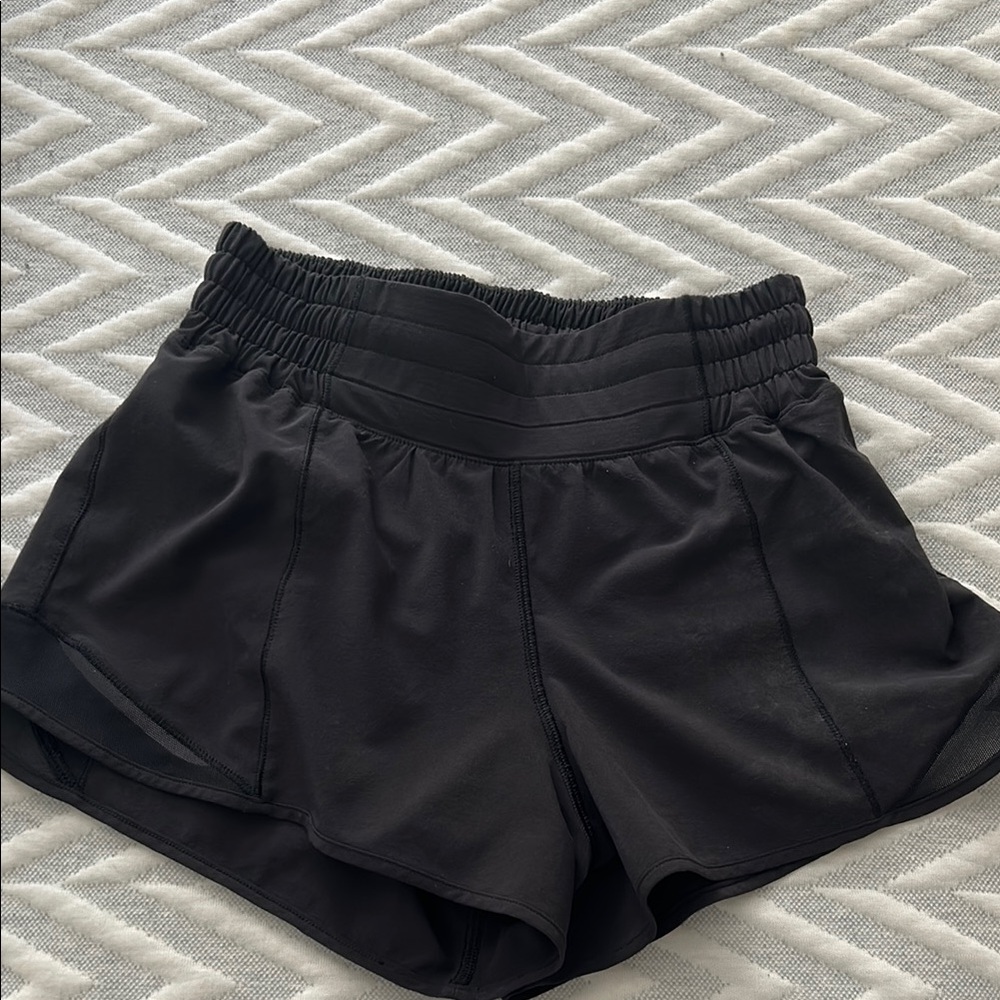 Women's Black Lululemon Hotty Hot size 2